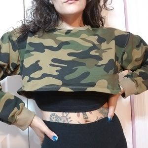 Shein Cropped Camo Sweatshirt